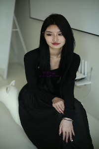 model Kemi private photo